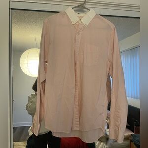 GAP Men's Light Pink Grid Pattern Button Down Shirt